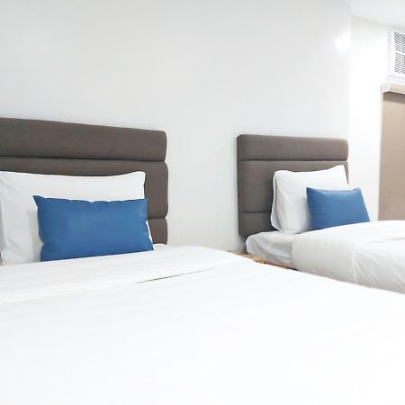 Airobedz Makati - A Value Hotel 마닐라 외부 사진